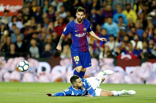 Liga hiszpańska: Pięć goli Barcelony w derbowym meczu z Espanyolem