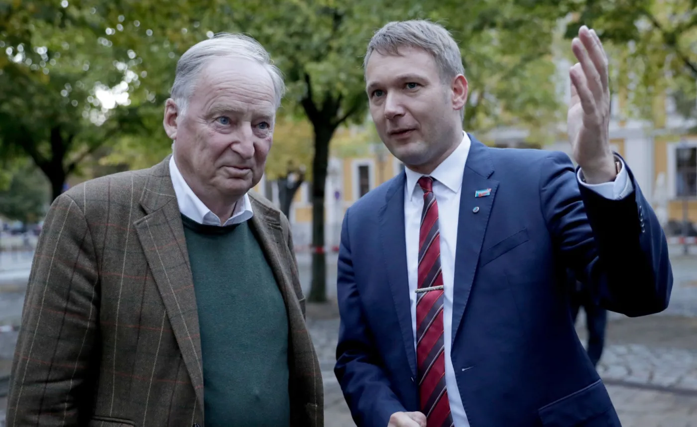 Alexander Gauland (z lewej)