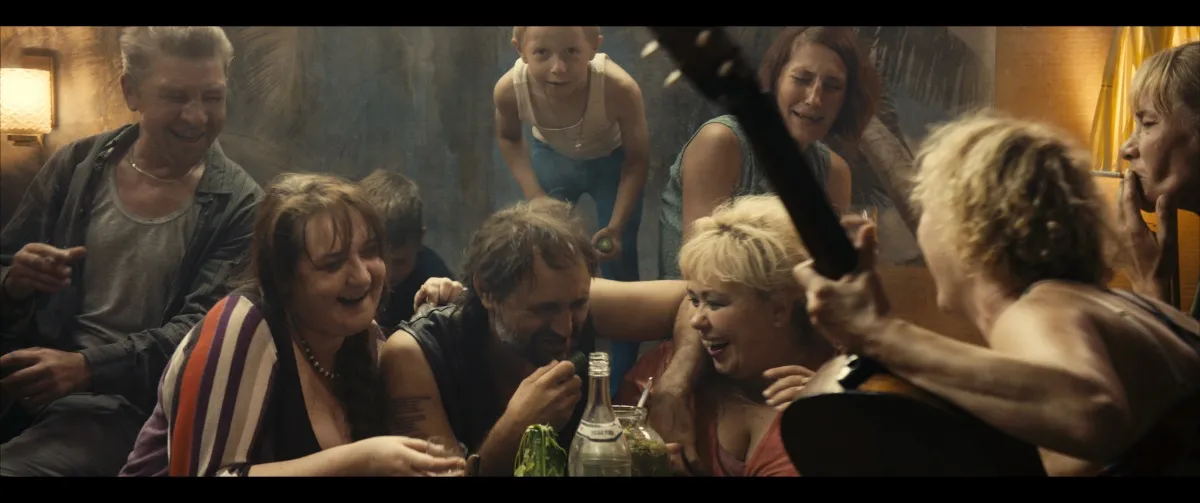 Kadr z filmu "Łagodna"; fot. Slot Machine