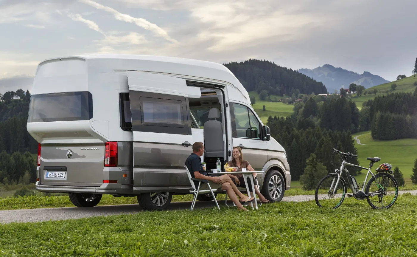 10398217-volkswagen-california-xxl.jpg