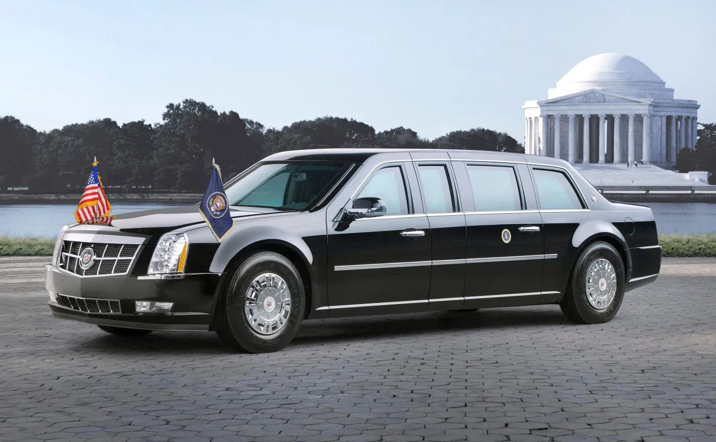 10283536-2009-cadillac-pres-limo.jpg