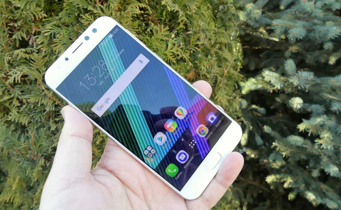 Asus Zenfone 4 Selfie Pro