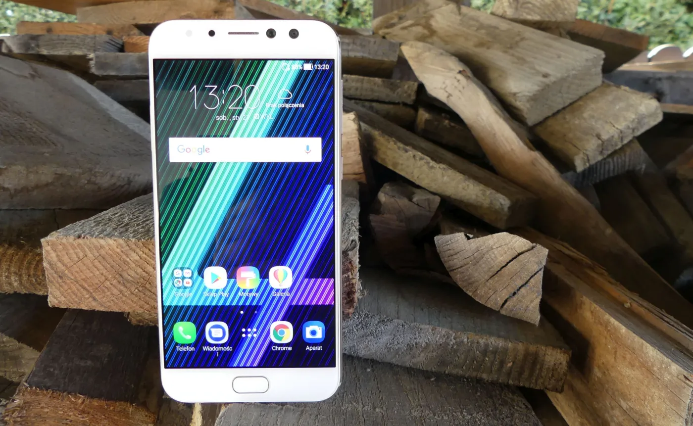 10788790-asus-zenfone-4-selfie-pro.jpg