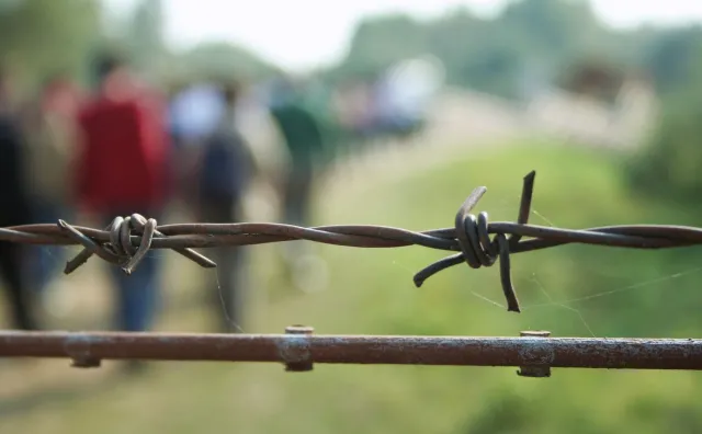 Terespol polskim Calais? Tak się gra w ciuciubabkę z uchodźcami