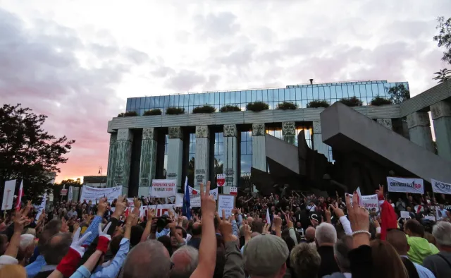 Wiceminister sprawiedliwości: Sędziowie SN chronią swoje interesy