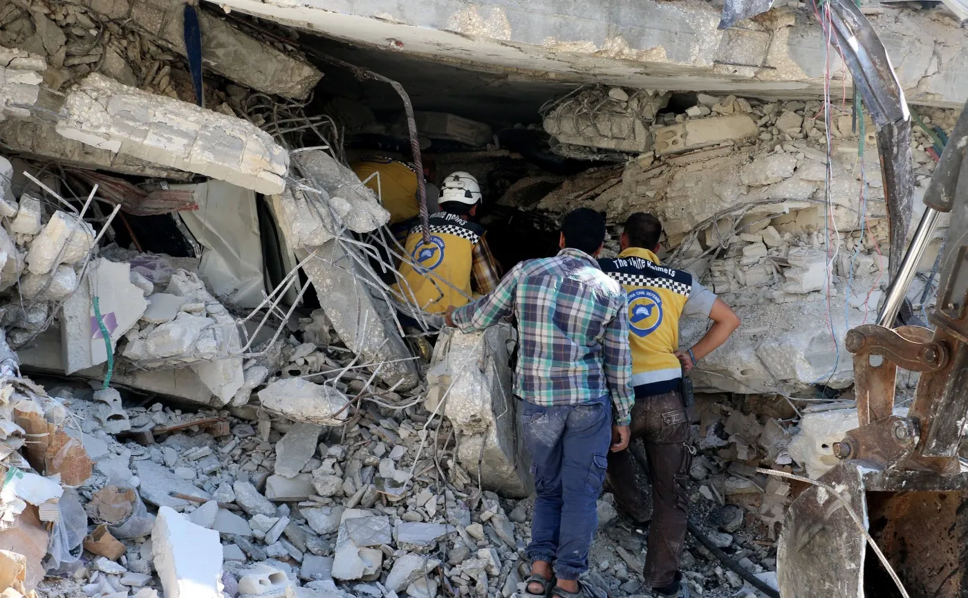 Zawalony budynek w Syrii