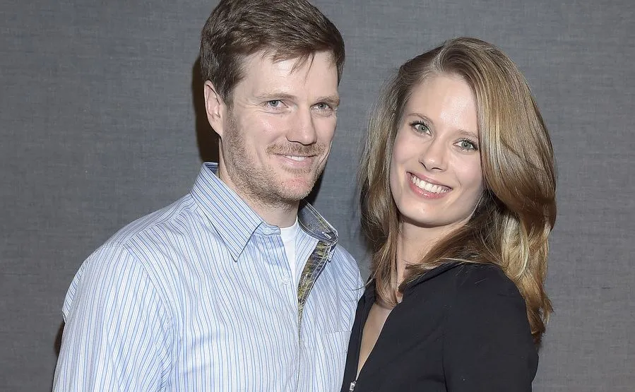 Julia Pietrucha, Ian Dow