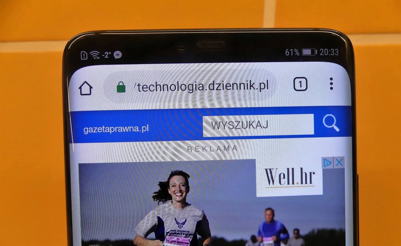 11768391-huawei-mate-20-pro-notch.jpg