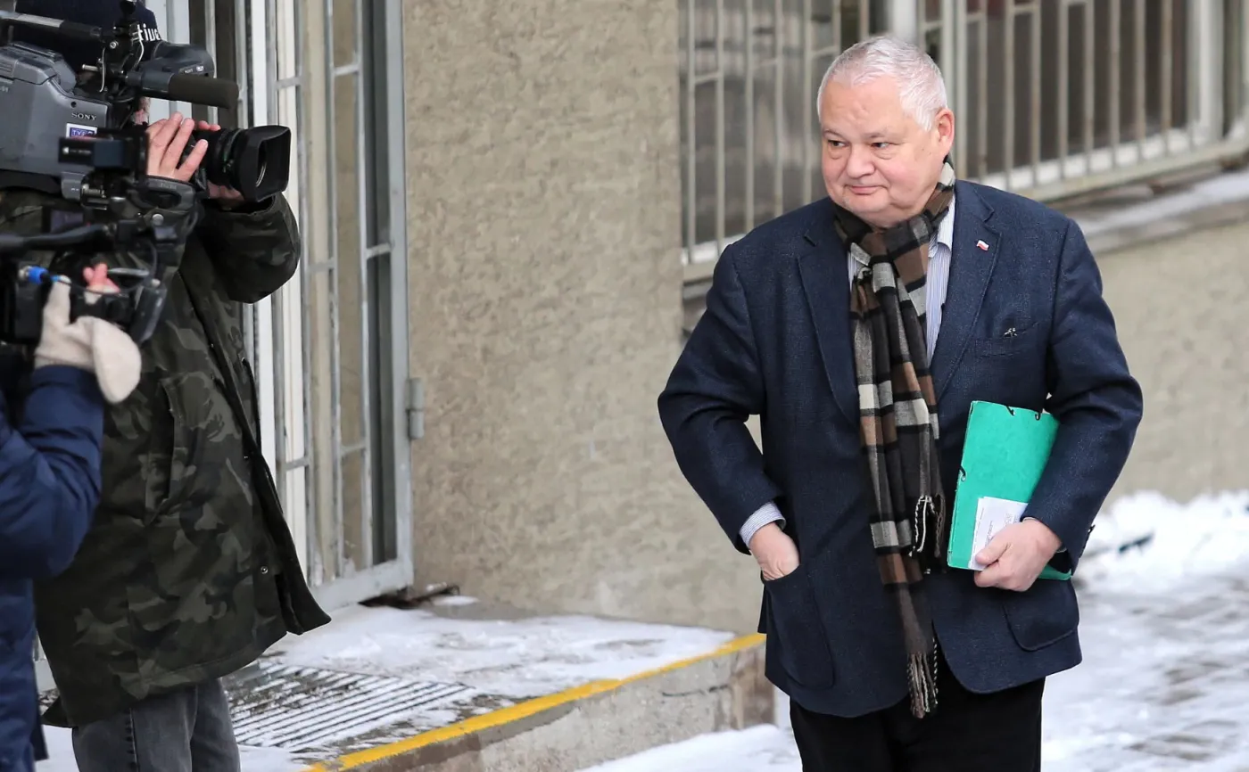 PO żąda dymisji Glapińskiego. "Taka sytuacja nie miałaby miejsca w żadnym demokratycznym państwie"