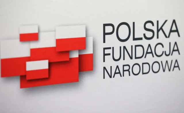 Oto wydatki Polskiej Fundacji Narodowej. Lwia część budżetu poszła na...