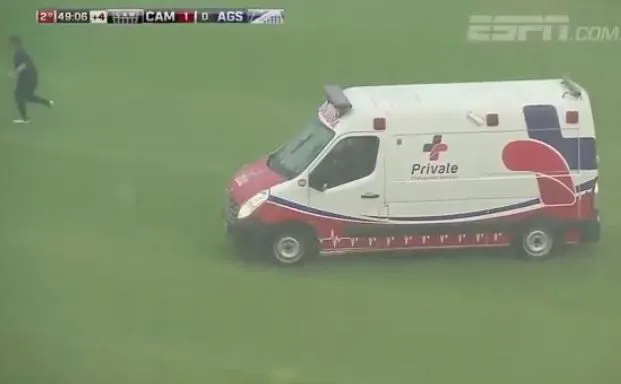 Piorun trafił w piłkarza