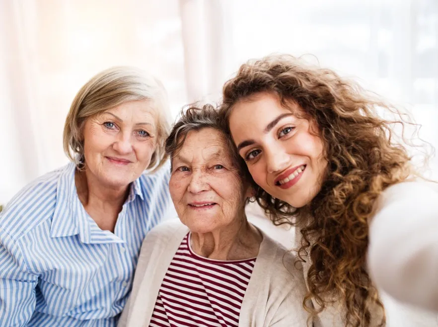 Kobiety w różnym w wieku