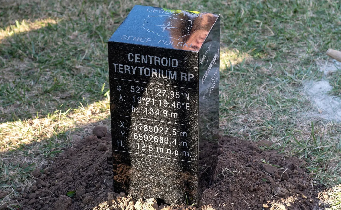 Wyznaczenie środka Polski