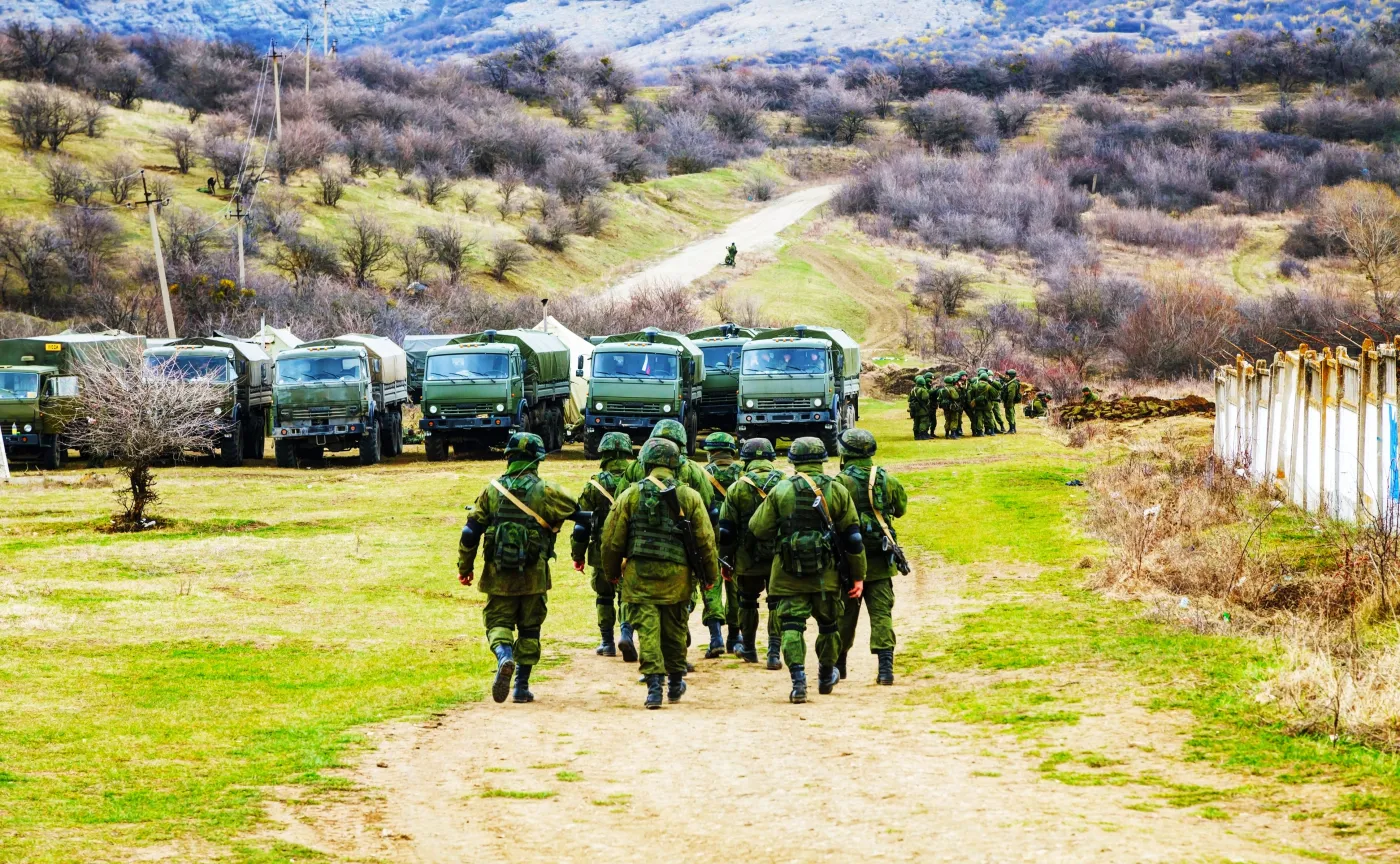Zajęcie Krymu mogło skończyć się regularną wojną. Kijów publikuje stenogramy posiedzeń Rady Obrony