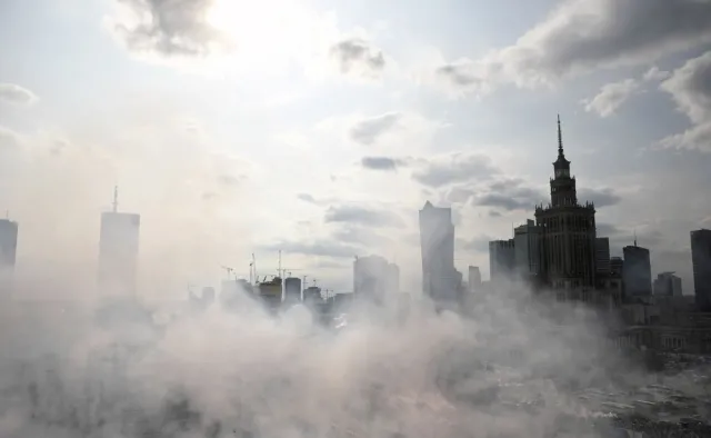 Stolica w godzinę "W" oddała hołd powstańcom warszawskim [GALERIA]