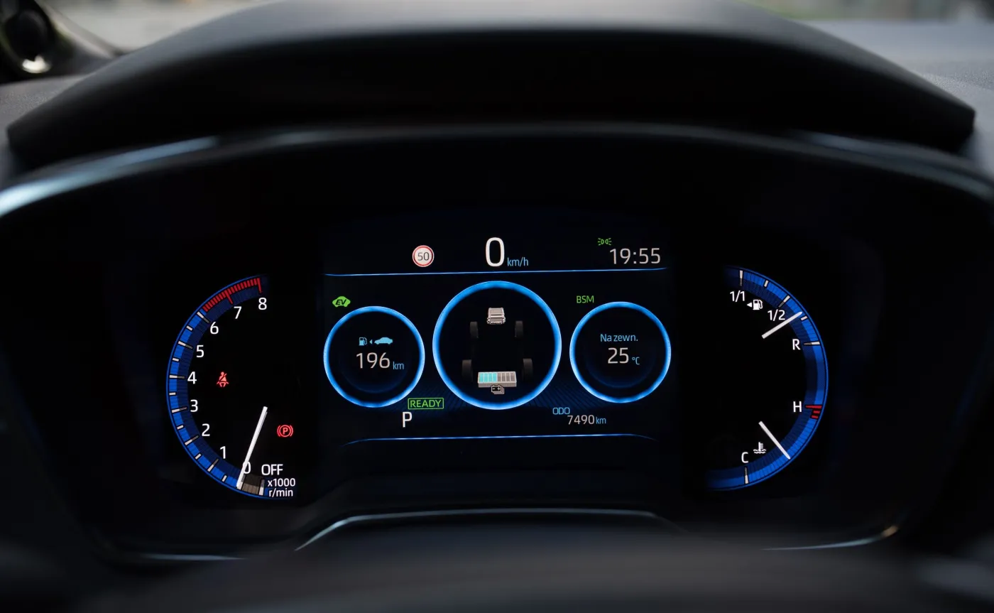 Toyota Corolla TS Kombi 2.0 Hybrid e-CVT Executive 