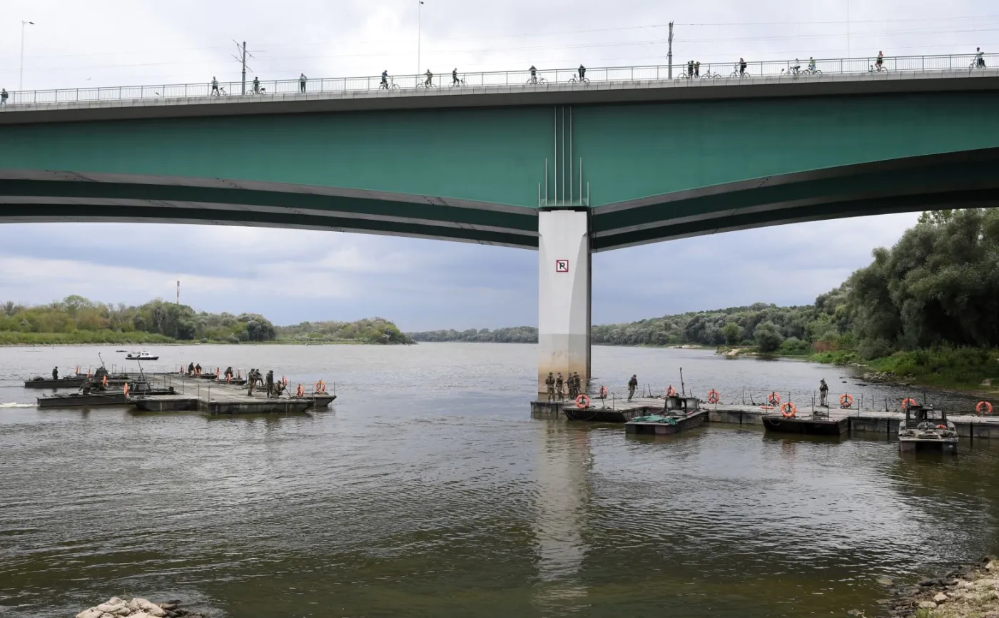 Trzaskowski: Nadal ustalamy przyczynę awarii w oczyszczalni. Jaki: Sprawie powinna się przyjrzeć UE