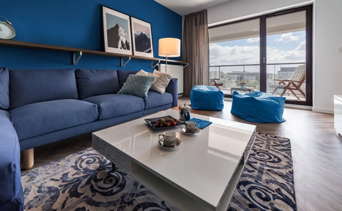 Instytut PANTONE ogłosił kolor roku 2020. "Pod niebem o zmroku"