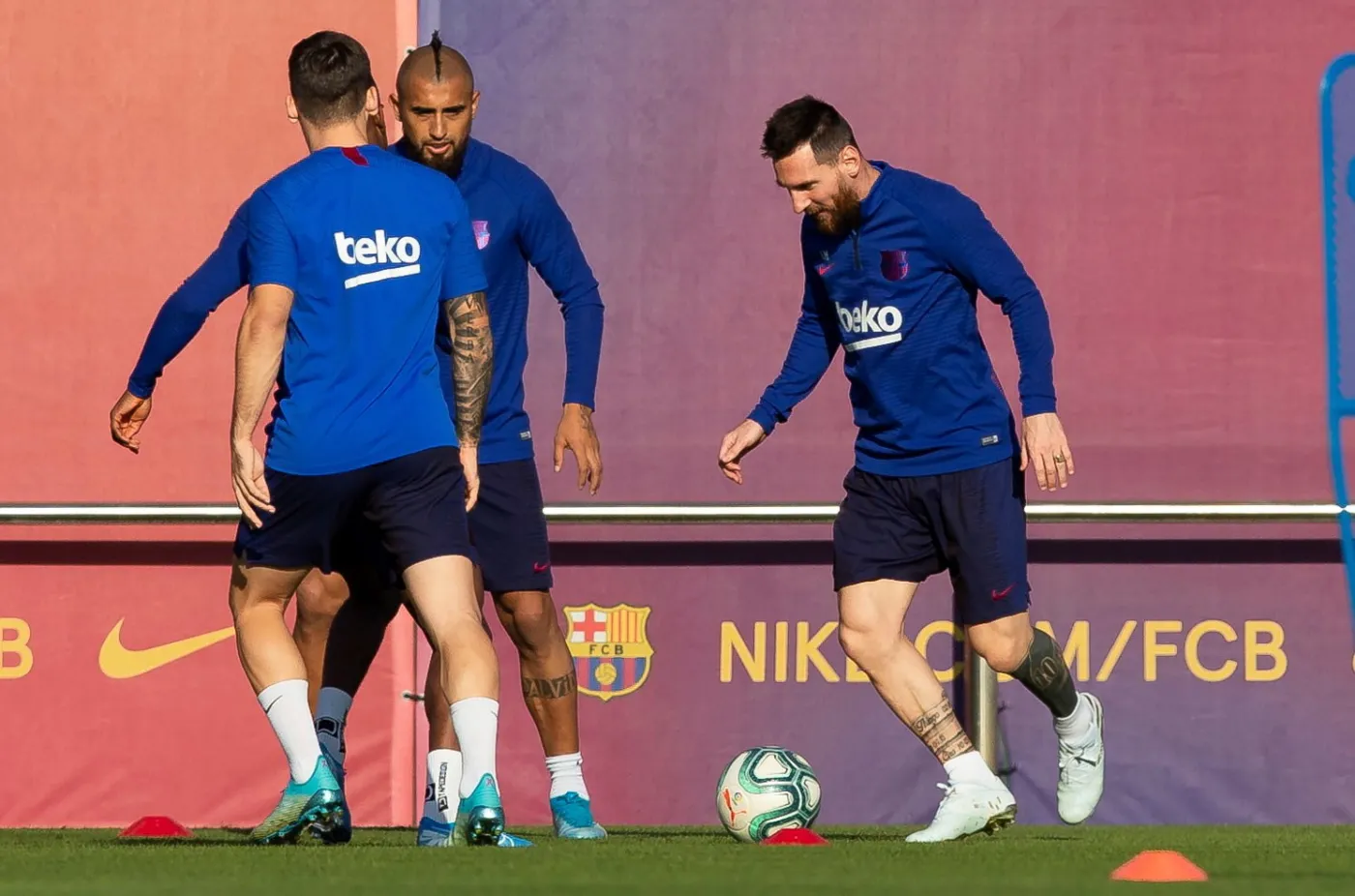 Leo Messi i Arturo Vidal