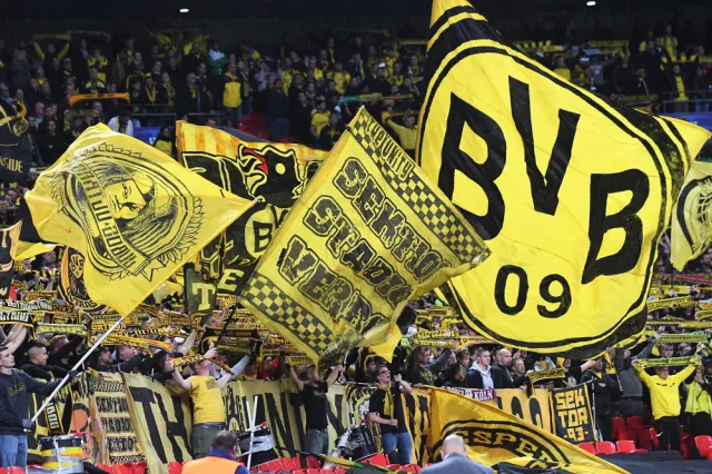 Borussia Dortmund sprzedaje maseczki w klubowych barwach po 4,99 euro