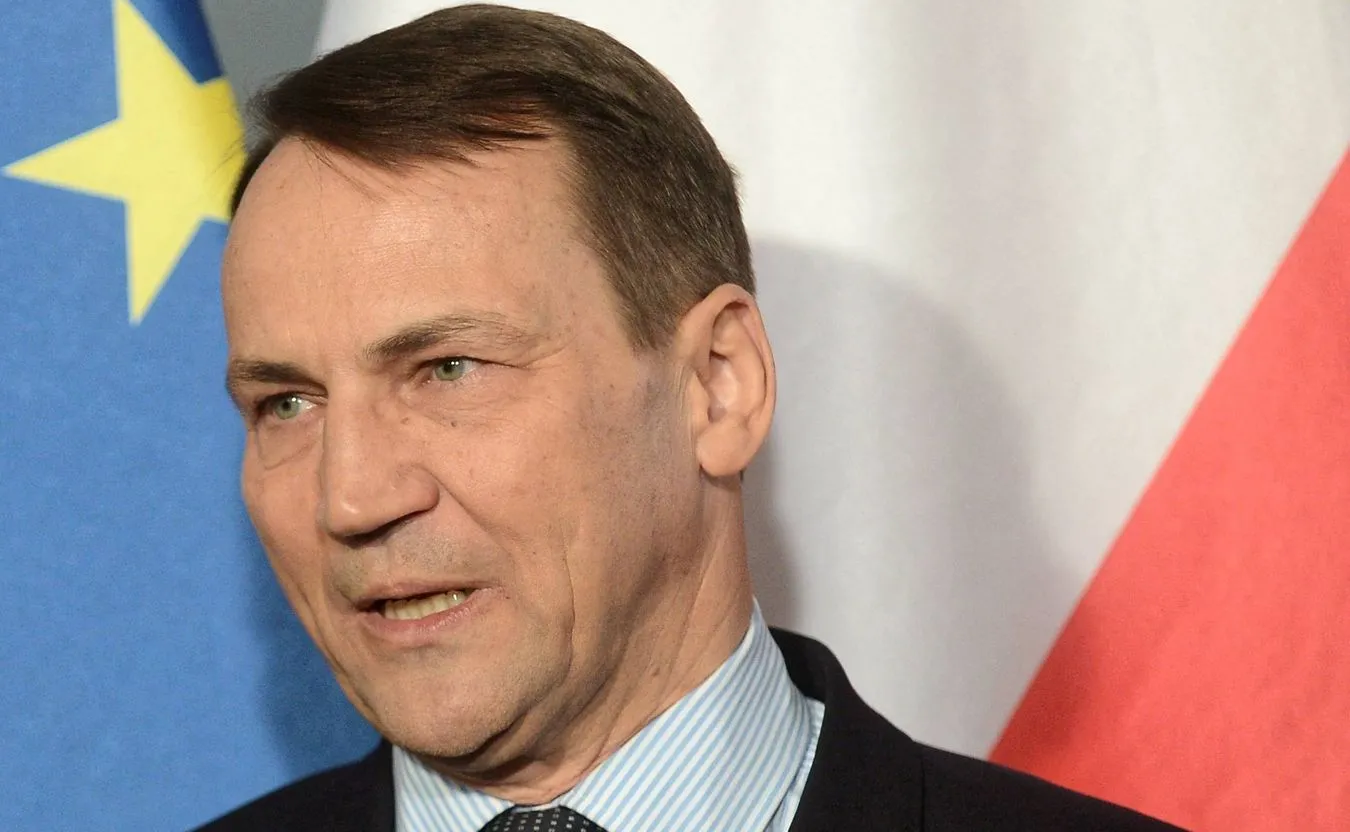 Sikorski o TVP: Klauzula sumienia nie pozwala mi oglądać tej szczujni