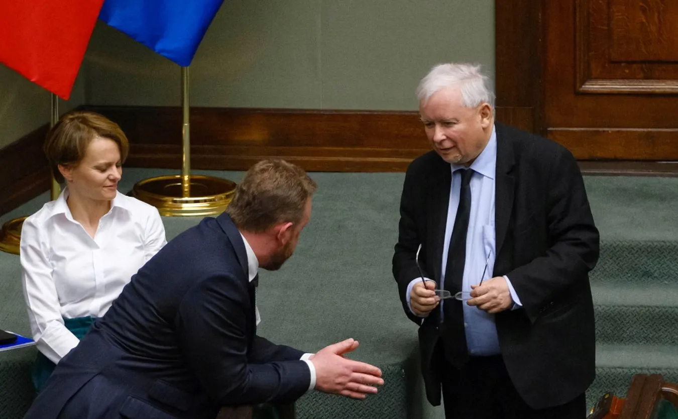 "Chamska hołota”. Czy Jarosław Kaczyński powinien przeprosić za swoje słowa? [ZAGŁOSUJ]
