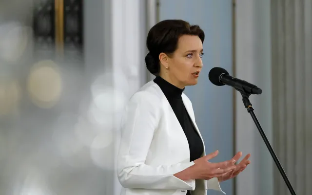 KO żąda pełnej dokumentacji ułaskawienia pedofila przez prezydenta