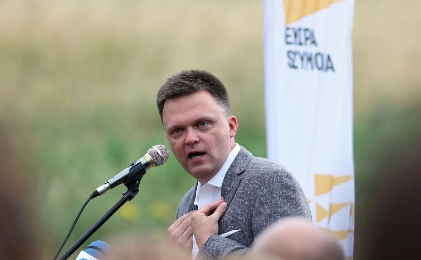 Hołownia pisze do Budki ws. ruchu obywatelskiego. "Po co marnować energię?". Jest odpowiedź szefa PO