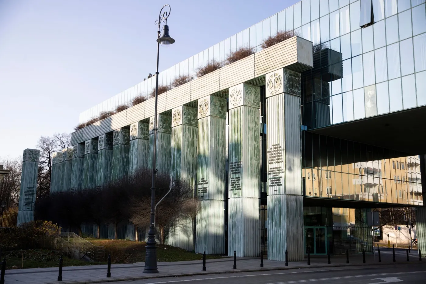 Za "d…ę" radcy prawnemu należy się co najmniej upomnienie. Jest orzeczenie sądu