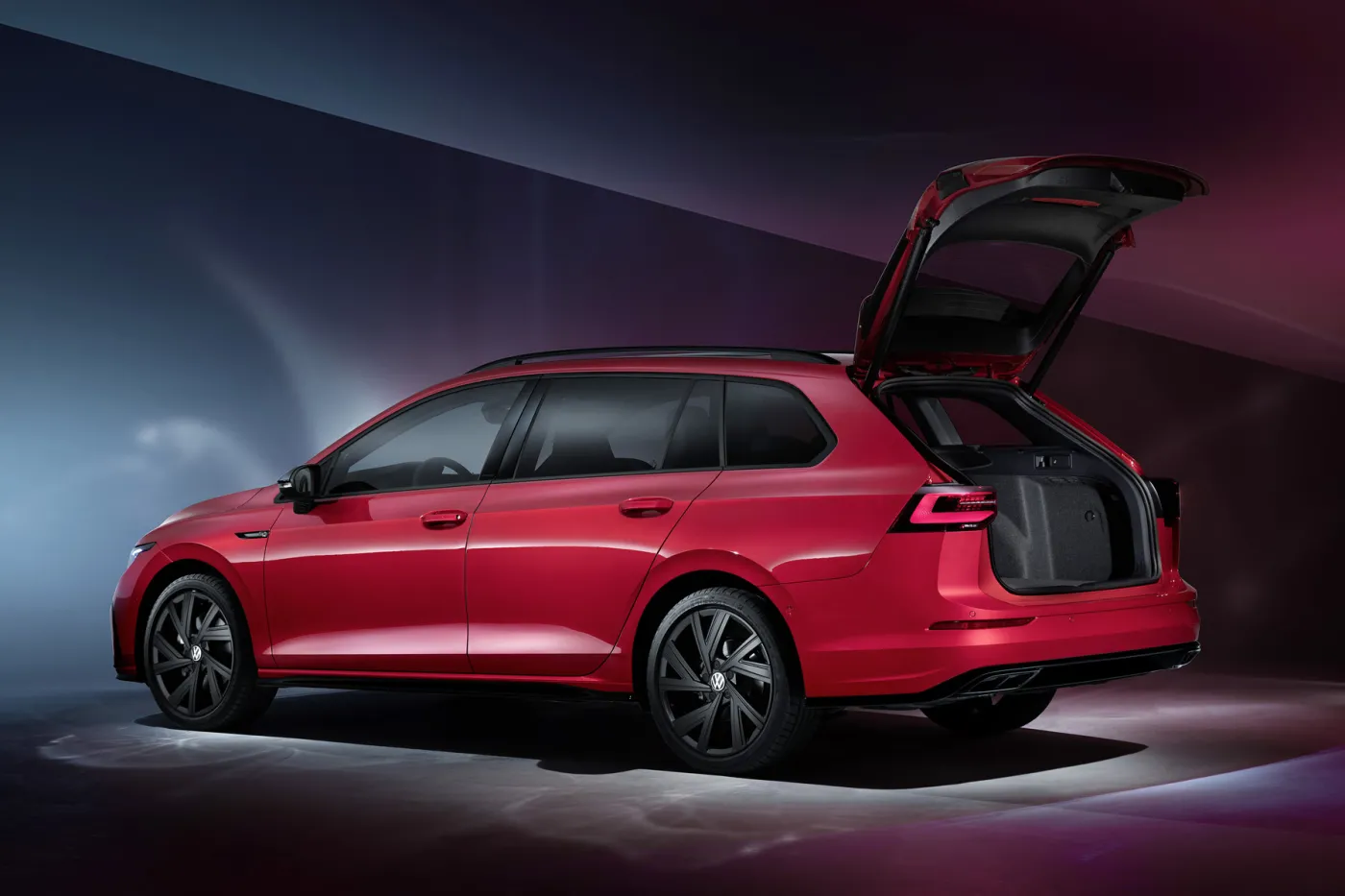 volkswagen-golf-variant-28199809.jpg