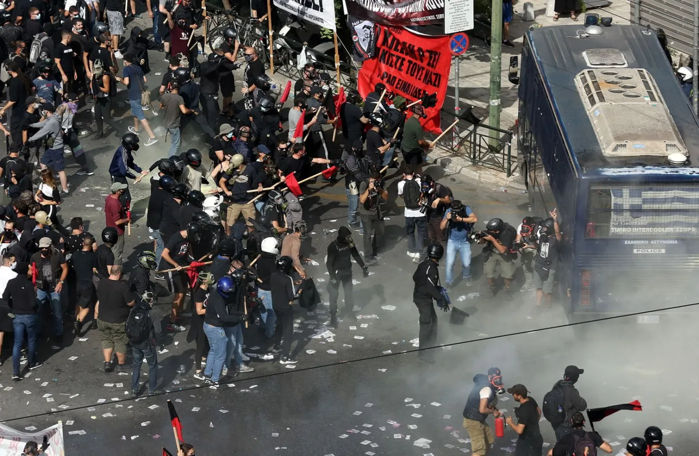 Złoty Świt uznany za organizację przestępczą. Zamieszki w Atenach