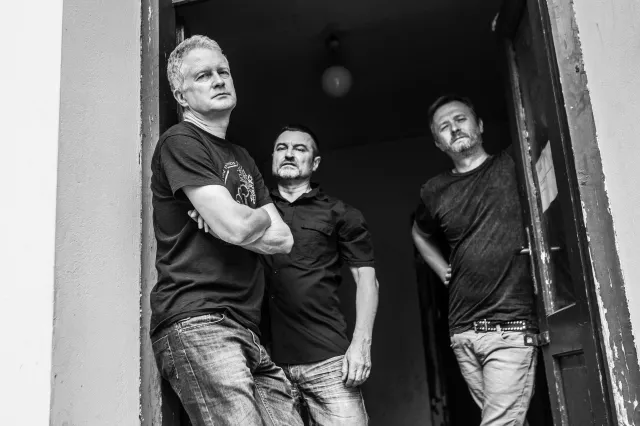 "Kłamstwo to nowa prawda", czyli Dezerter na święta