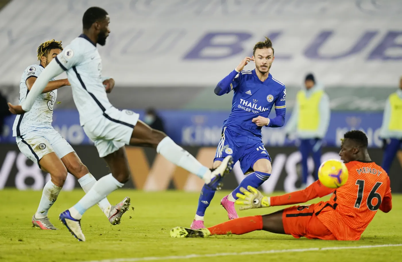 Leicester City liderem Premier League po zwycięstwie nad Chelsea Londyn