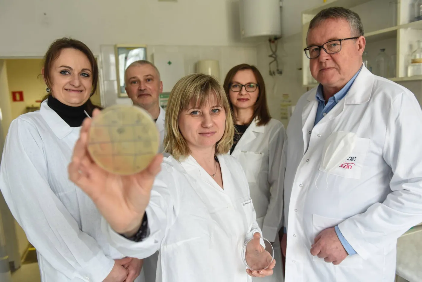 Pokażmy bakteriom faga [EUREKA!DGP]