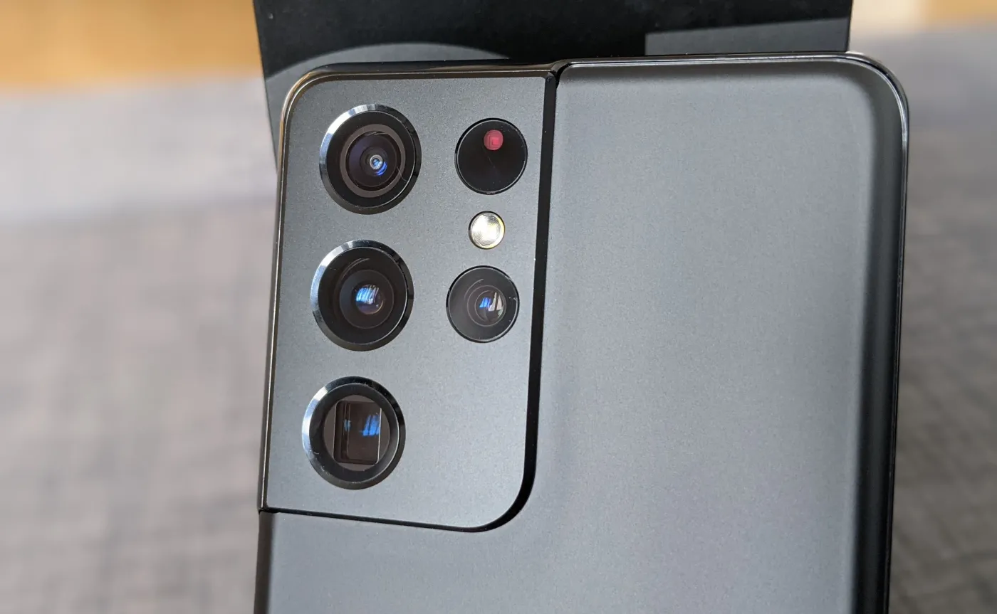 samsung-galaxy-s21-ultra-37073987.jpg