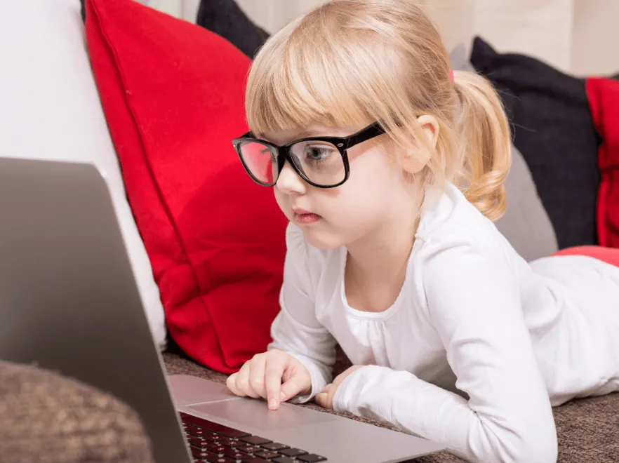 3 kroki do tego, by rozpoznać, że dziecko potrzebuje wizyty u okulisty