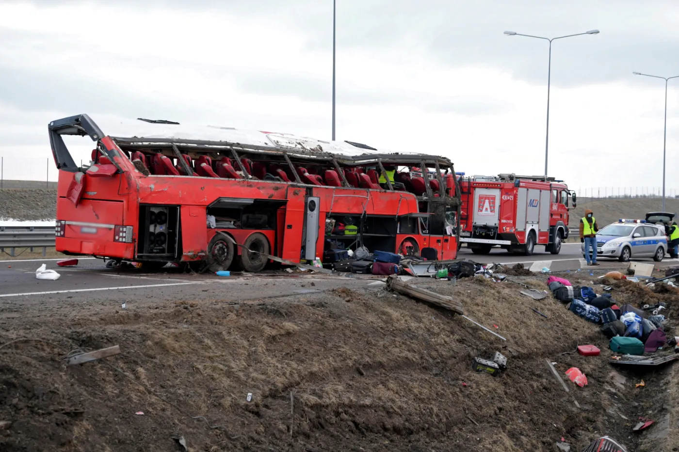 wypadek-na-a4-w-kaszycach-37085781.jpg
