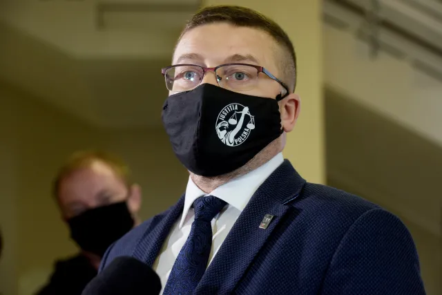 Sędzia Juszczyszyn po kwarantannie. Ponownie żąda dopuszczenia do orzekania