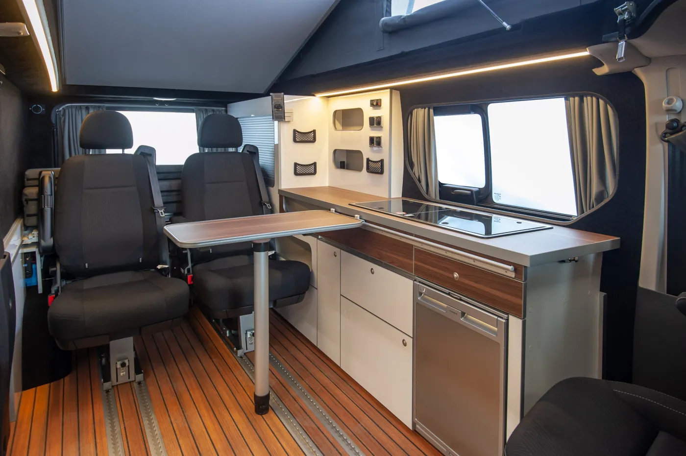 renault-trafic-wavecamper-37216734.jpg