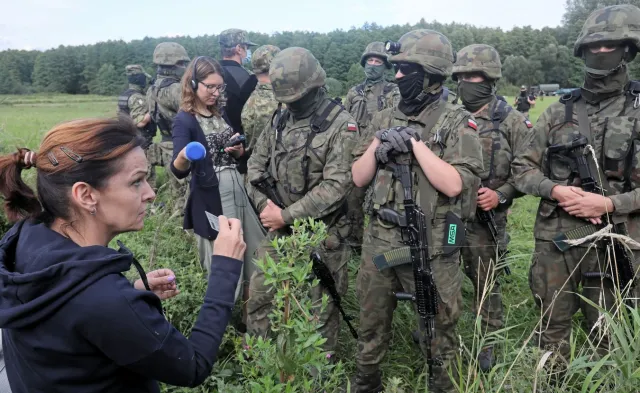 Wicemarszałek Senatu na polsko-białoruskiej granicy. Nie została przepuszczona przez kordon