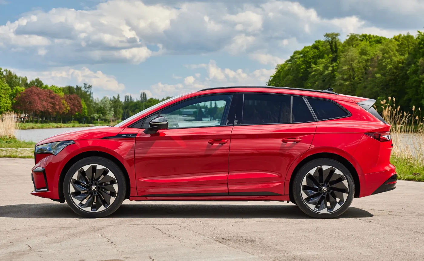 skoda-enyaq-iv-sportline-37165477.jpg