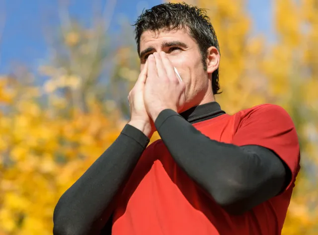 Jeśli wygasimy epidemię, COVID-19 pozostanie jako choroba endemiczna