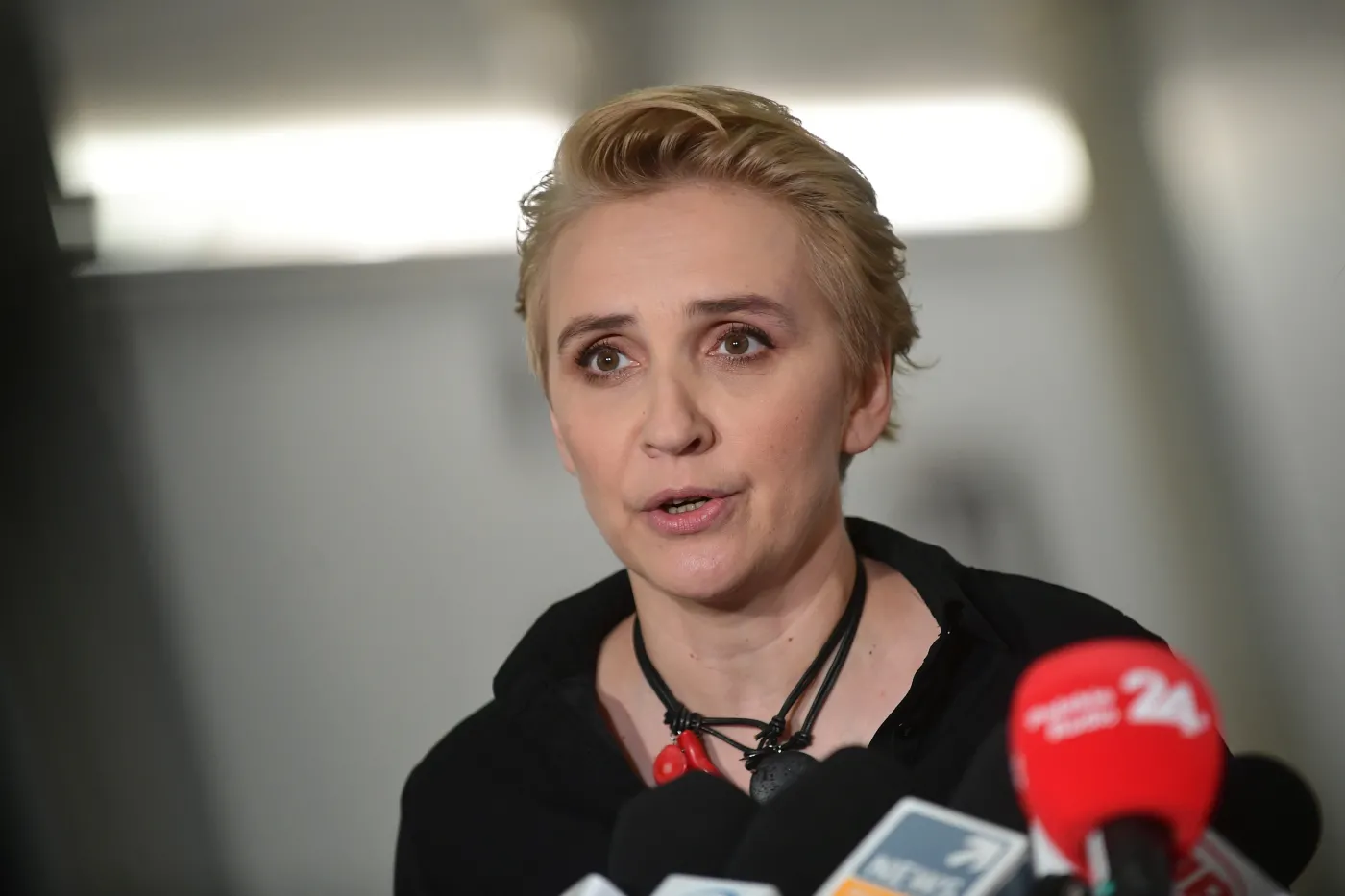 Ostre starcie Scheuring-Wielgus z posłami prawicy. "Pani sugeruje, że ja zabiłem kobietę"