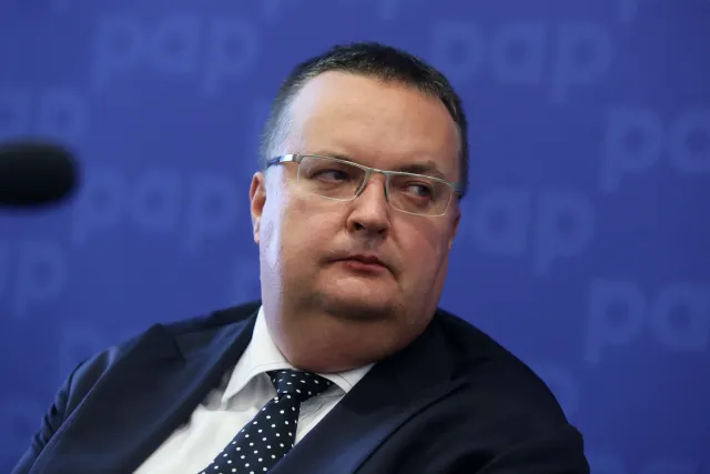 Ekspert: Polska to jedyny kraj, który aktywnie nie walczy z pandemią