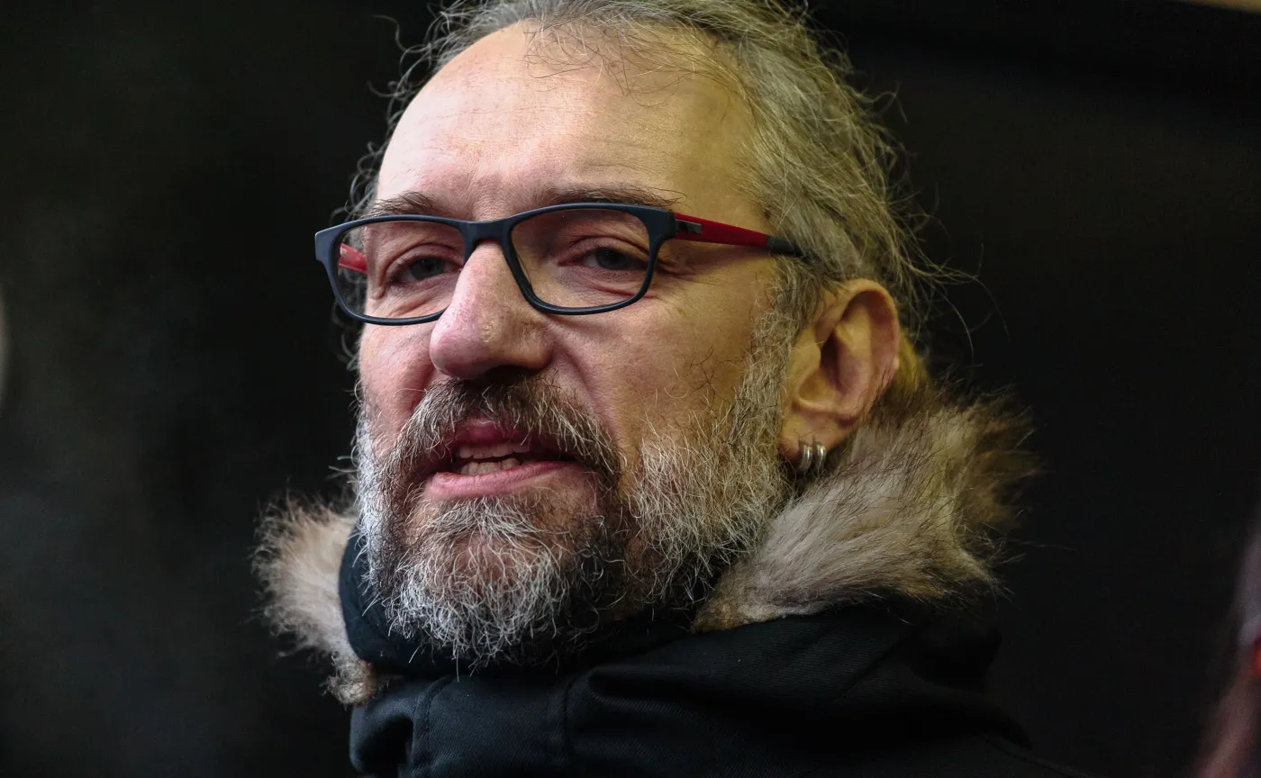 Łódzki marsz w obronie samorządu. W pochodzie wzięli udział politycy i lider KOD