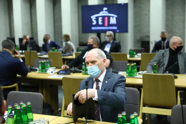 Sejmowa komisja zerwana. "Nie komentujemy informacji z rosyjskich portali"