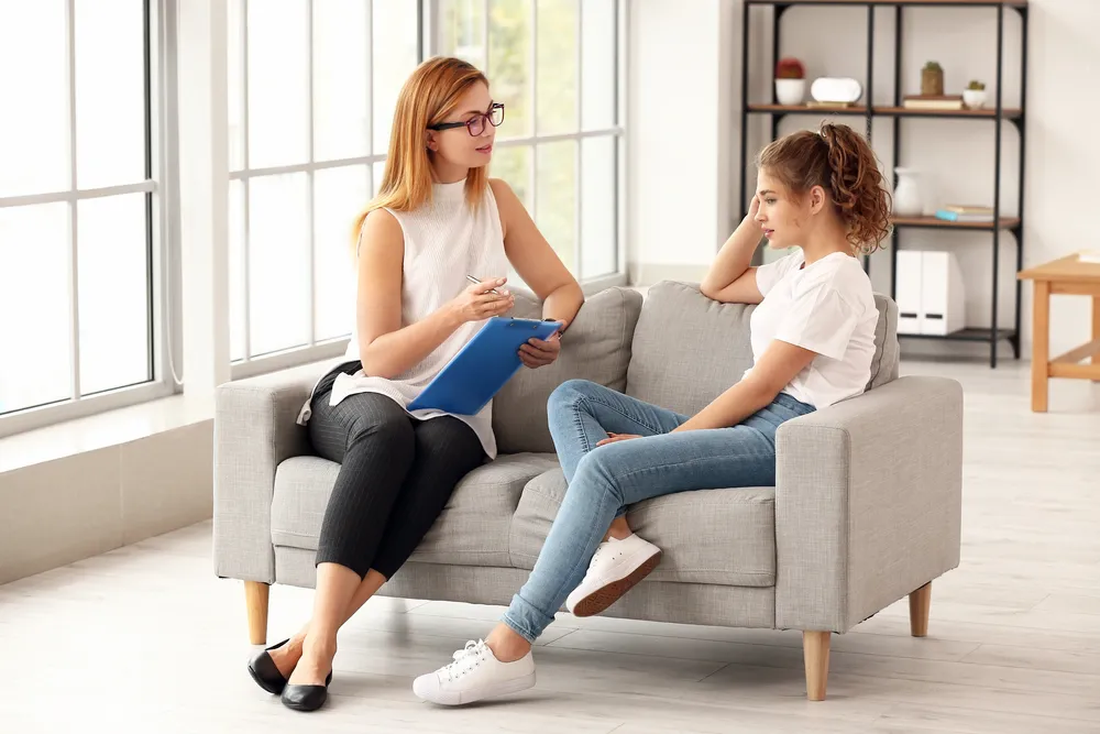 Wizyta u psychologa to nie wstyd. Jak przekonać do niej dziecko? Porady ekspertki