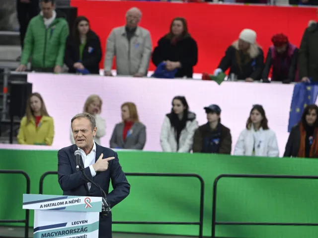 Tusk w Budapeszcie: Nie chcemy Putina w Europie