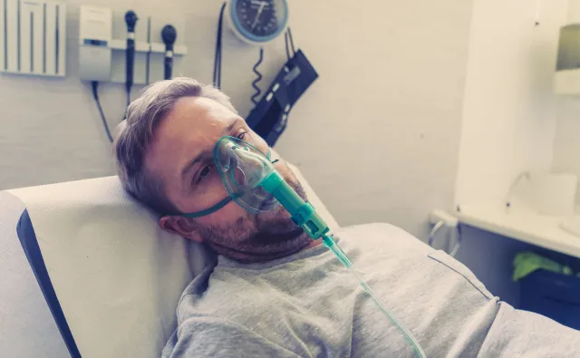 11 proc. hospitalizowanych z powodu COVID-19 nie wróciło do pracy po 2 latach od choroby