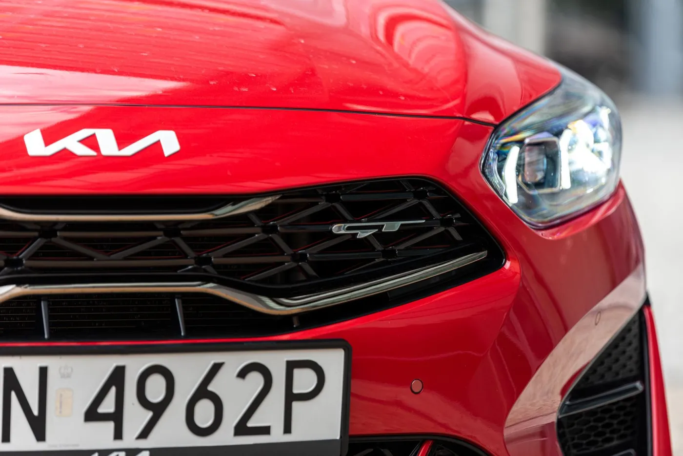 Nowa Kia ProCeed GT kusi nie tylko ceną i silnikiem. Z tą ślicznotką jest jeden problem